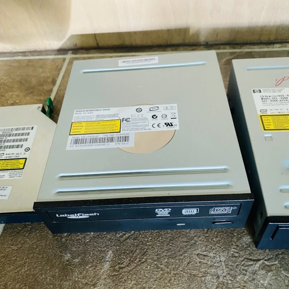 477-B2-HP--CD/DVD COMPUTER DRIVES------Used - For Parts or Not Working Condition